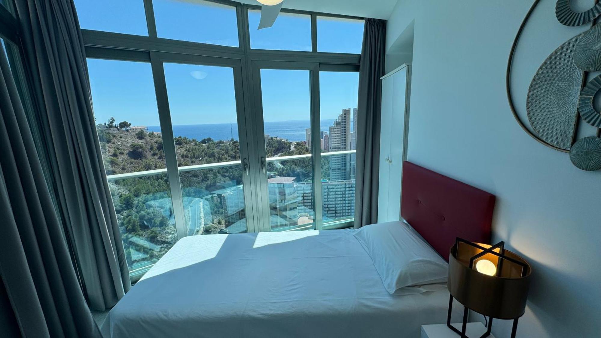 בנידורם 2-Bedroom Apartment With Sea Views מראה חיצוני תמונה